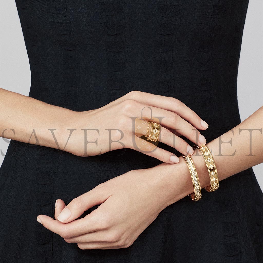 v*n cl*f arpels perlÉe clovers ring, small model - yellow gold, Di*m*nd vcaro9nc00